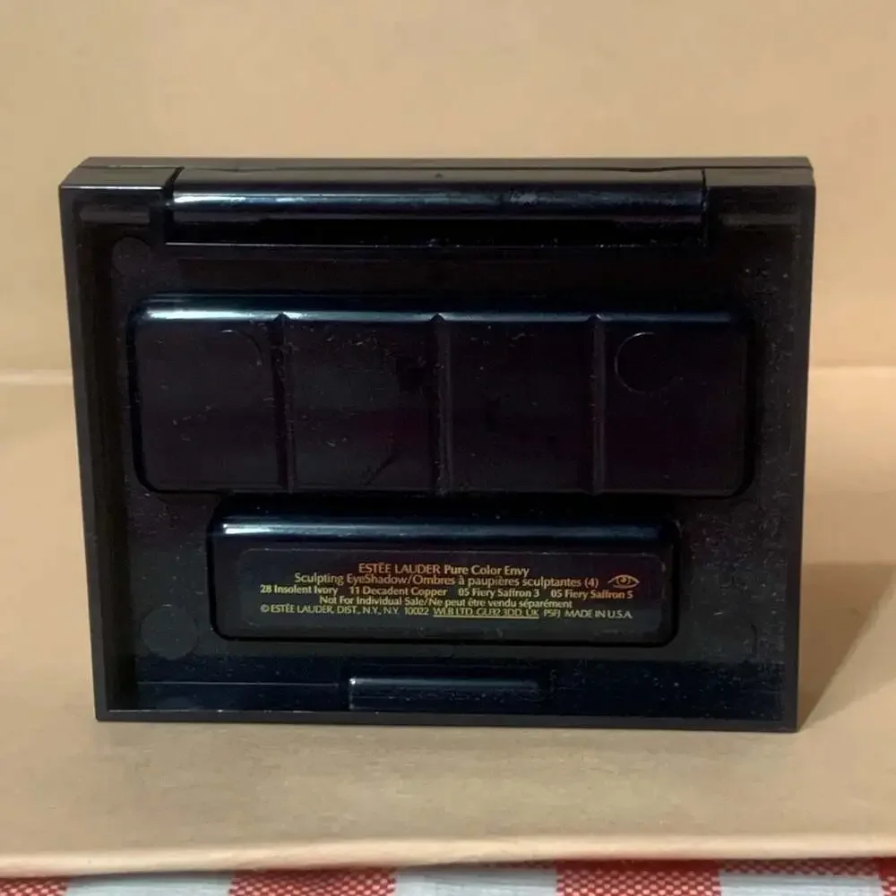 Estee Lauder Eyeshadow in Insolent Ivory,Decadent Copper,Fiery Saffron
